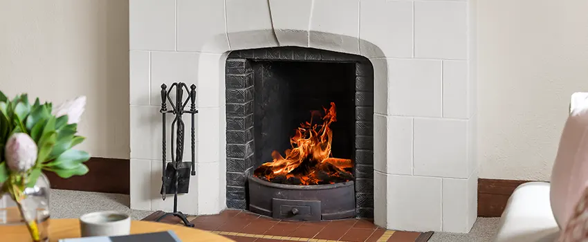 Classic Open Fireplace Design Services in Ashwaubenon, Wisconsin